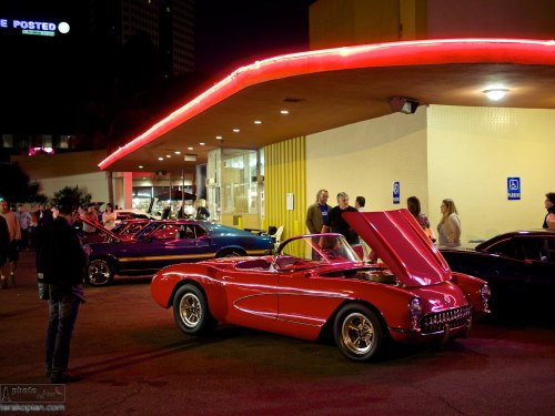 Bob's Big Boy in Burbank is a burger restaurant where every Friday night, classic car enthusiasts gather to show off their classic restored cars and hotrods. Los Angeles, California, USA. January 17, 2014. Photo: Edmond Terakopian